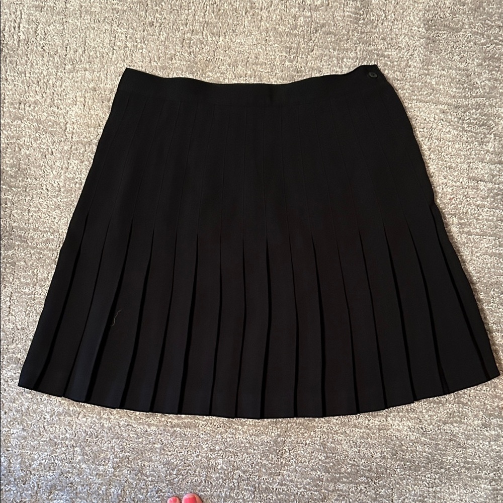 Black Pleated Women's Skirt